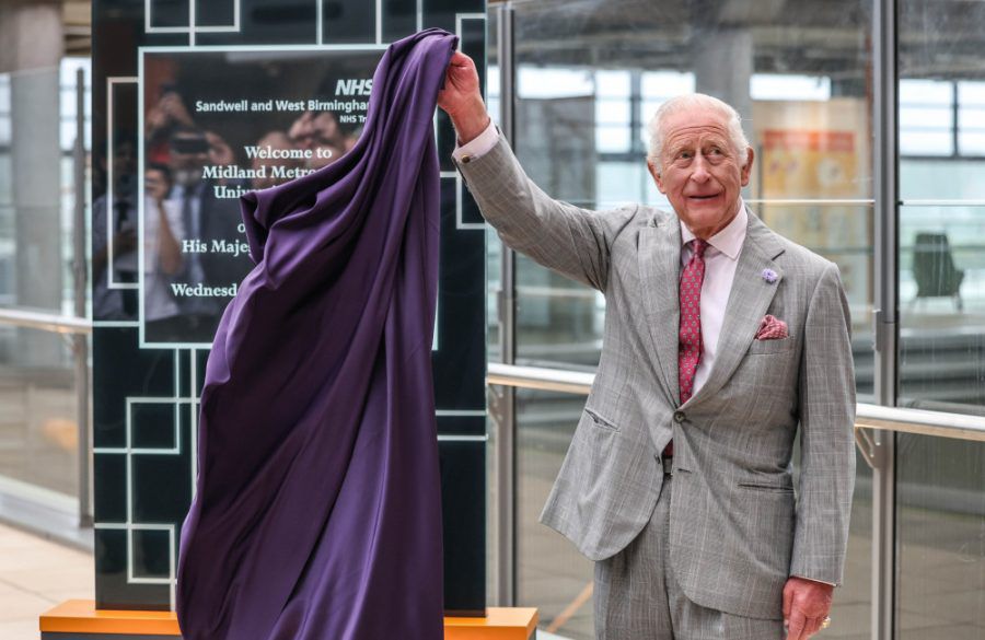 King Charles opens Midland Metropolitan University Hospital Sept 2025 Avalon BangShowbiz