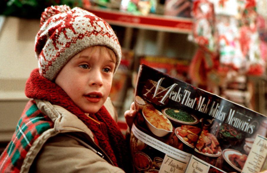Macaulay Culkin - 1990 - AVALON - Home Alone still BangShowbiz