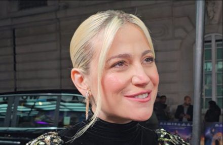 Pixie Lott - NOVEMBER 2025 - Bang Showbiz - Christmas Karma Movie Premiere - The Curzon - London BangShowbiz