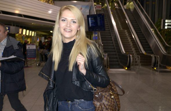 Sara Kulka / Abreise zum RTL-Dschungelcamp Frankfurt am Main / Philipp Mertens/Geisler-Fotopress / 01/2015 BangShowbiz