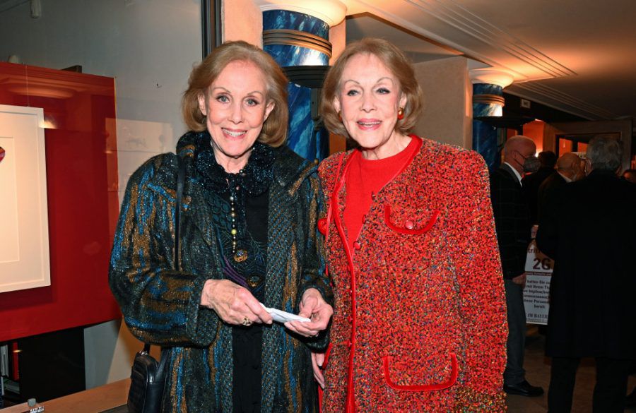 Ellen Kessler und Alice Kessler - Avalon - März 2022 BangShowbiz