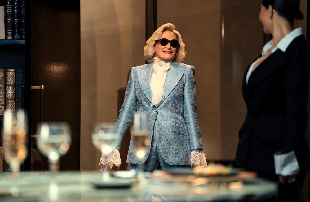 Glenn-Close-verteidigt-All-s-Fair-nach-Kritik-Es-ist-saftig-unversch-mt-und-ber-hrend-