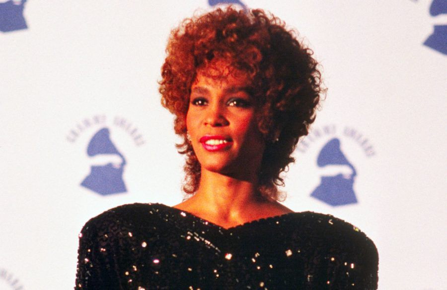 Whitney Houston - 1987 Grammy Awards - Avalon BangShowbiz