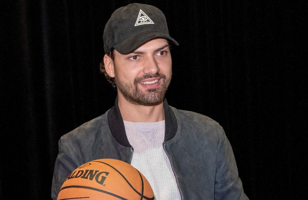 Jimi-Blue-Ochsenknecht-ist-bei-Yeliz-Koc-in-der-Probezeit-