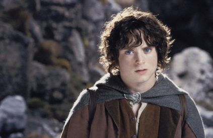 Elijah Wood in Lord Of The Rings The Two Towers - Avalon BangShowbiz