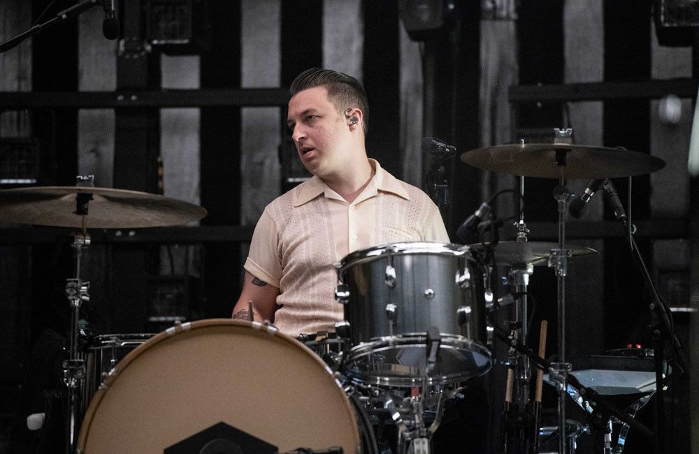 Arctic-Monkeys-Drummer-Matt-Helders-verr-t-ob-neue-Musik-geplant-ist