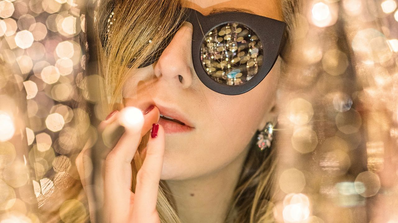 Warum-weniger-Glamour-Promis-gerade-glaubw-rdiger-macht