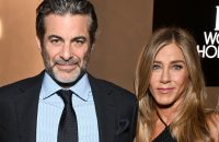 Jim Curtis and Jennifer Aniston - November 2025 - Getty Images - ELLE Women in Hollywood Celebration BangShowbiz