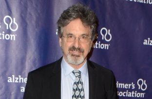 Robert Carradine at the 2016 Alzheimer's Association in Beverly Hills - Avalon BangShowbiz