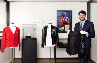 Pop Culture + Memorabilia: Michael - Aguttes - April - 2026 - ONE USE BangShowbiz