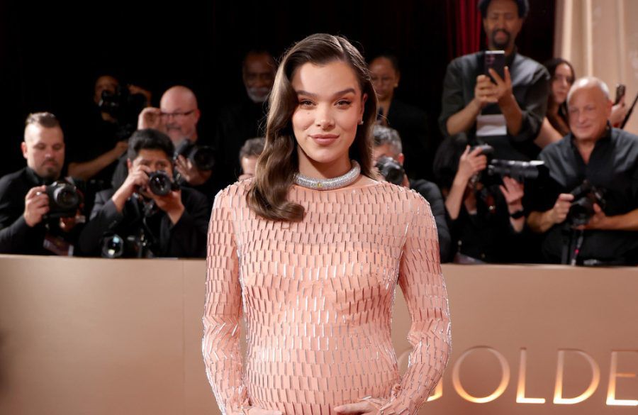 Hailee Steinfeld - 83rd Annual Golden Globe Awards - Arrivals - Getty BangShowbiz