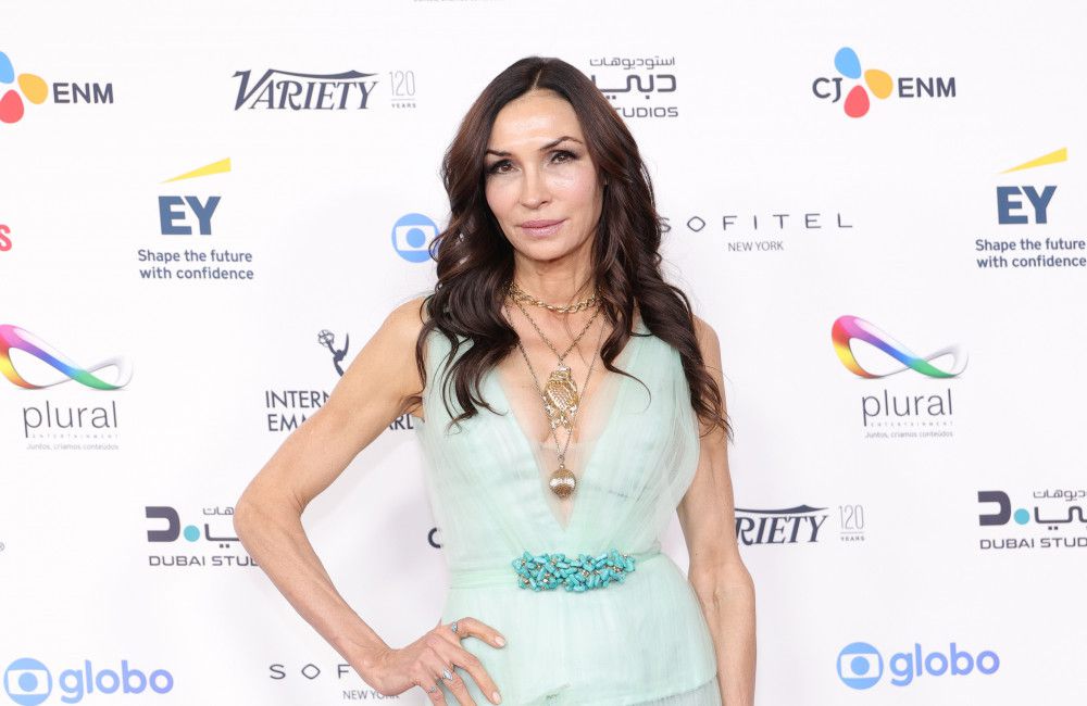 Famke-Janssen-erlitt-bei-Bond-Dreh-einen-Rippenbruch