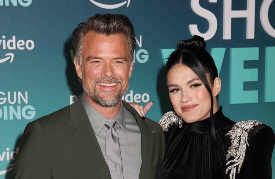 Josh Duhamel and Audra Mari - Shotgun Wedding premiere 2023 - Avalon BangShowbiz