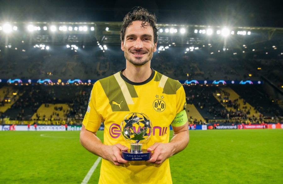 Mats Hummels - Man of the Match Trophy 2022 - Getty BangShowbiz