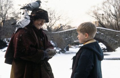 Brenda Fricker with Macaulay Culkin in Home Alone 2 Lost In New York - Avalon - 1992 BangShowbiz