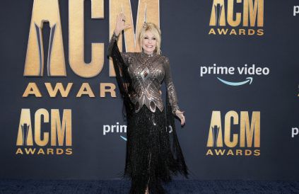 Dolly Parton - ACM Awards - March 2022 - Getty BangShowbiz