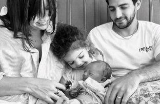 Daisy Lowe and family - Instagram - Aug - 2026 - ONE USE BangShowbiz