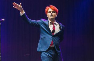 Gerard Way - Leeds Festival 2014 - Famous BangShowbiz