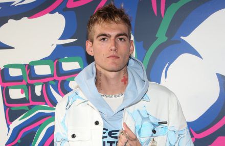 Charlotte D'Alessio - Presley Gerber ex - ONE USE - Insta Sep 26 BangShowbiz
