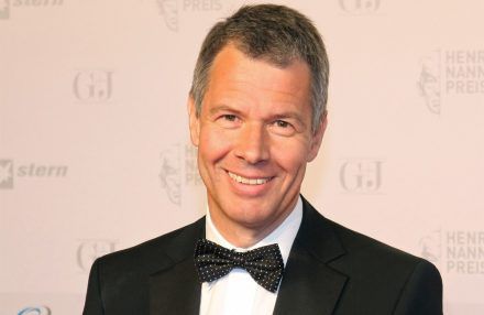 Bis auf den Moderator ist bei „TV total“ 2021 alles beim Alten