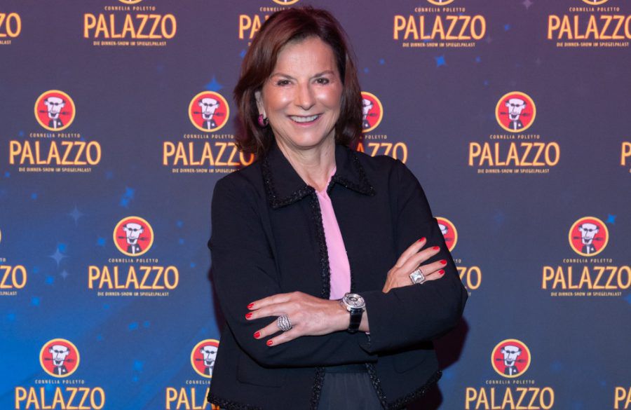 Claudia Obert - November 2025 - Avalon BangShowbiz