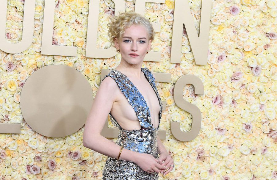 Julia Garner 2024 Golden Globe Awards Getty BangShowbiz