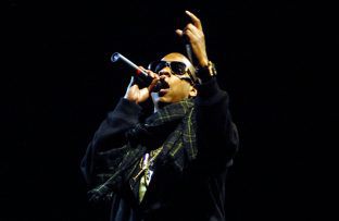 Jay-Z - 2008 - Glastonbury - Famous BangShowbiz