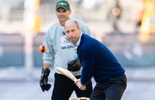Prince William street cricket in The Mall - Getty - Oct 2026 BangShowbiz